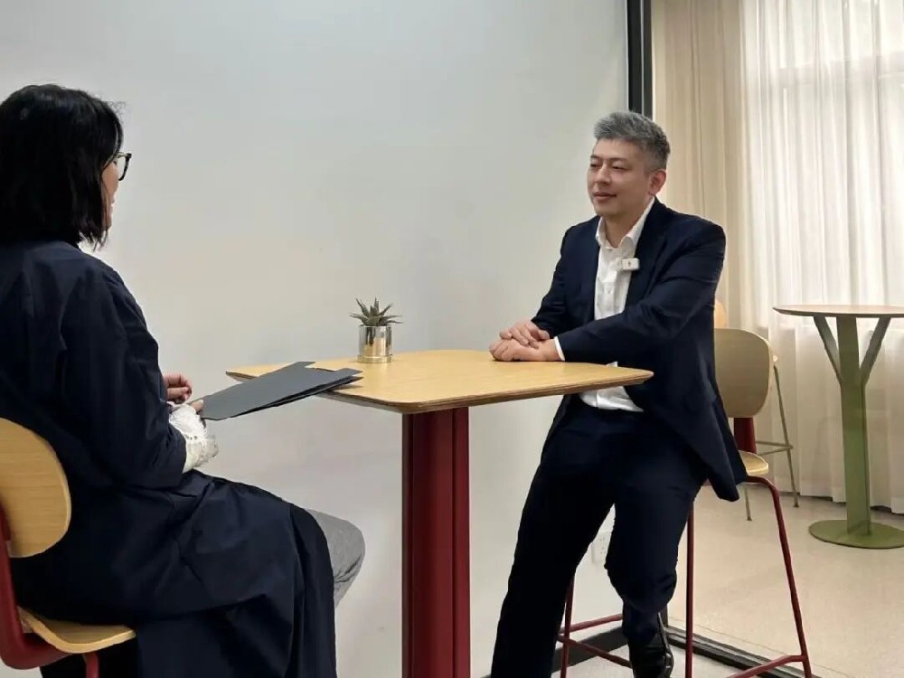 交流互鉴 携手并进——杭州家具商会秘书处一行走访虎牙体育直播平台_虎牙（中国）
家具